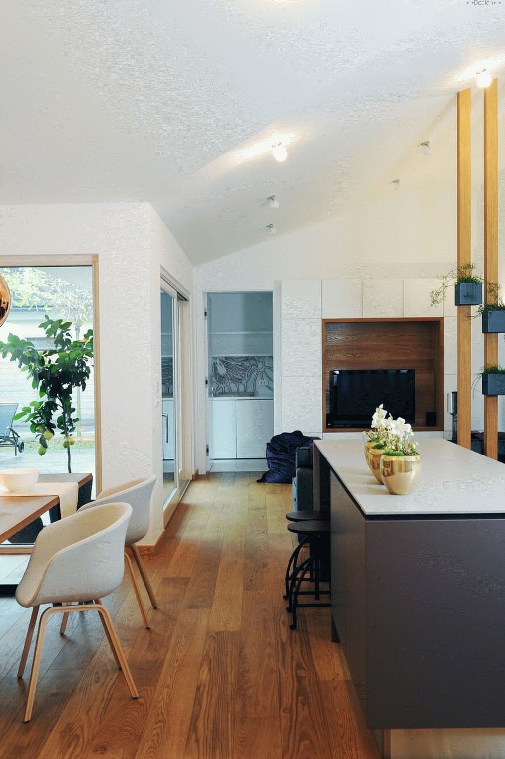 kitchen interior photo