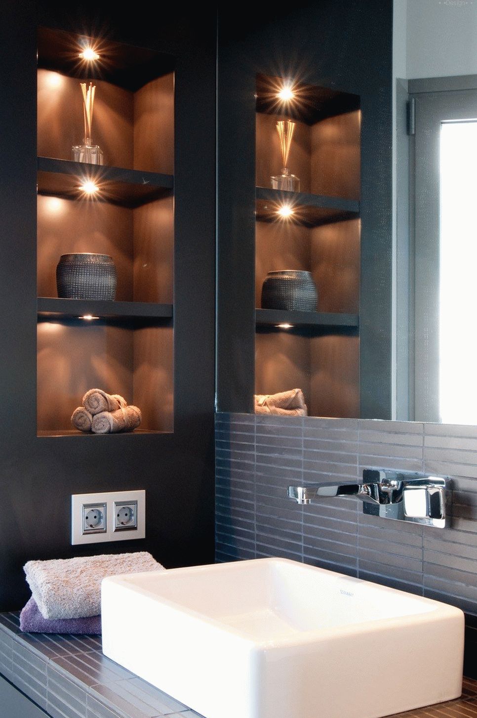 Modern bathroom