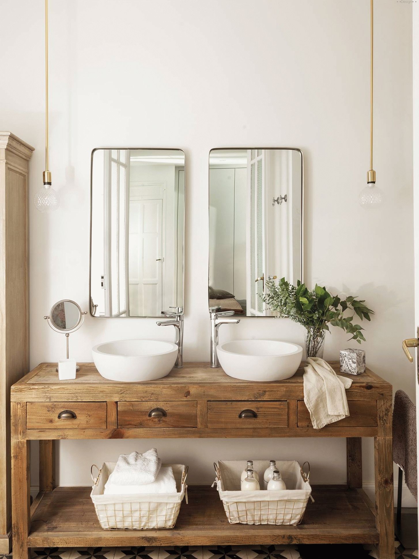 Beautiful country style bathroom